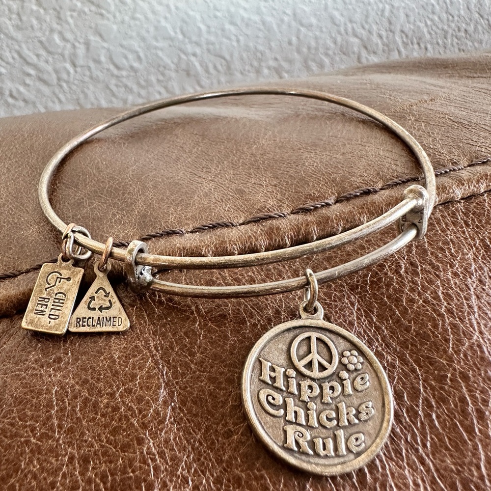 Hippie chick charm bangle- silver